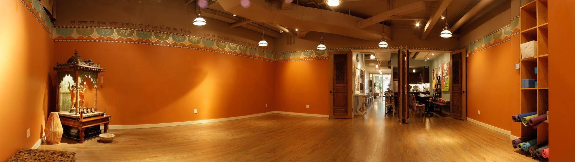 Sanctuary Nyc Retreats 4*