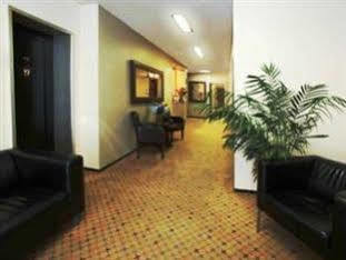 Albergue Royal Park *