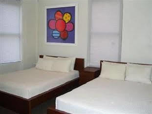 Royal Park Albergue *