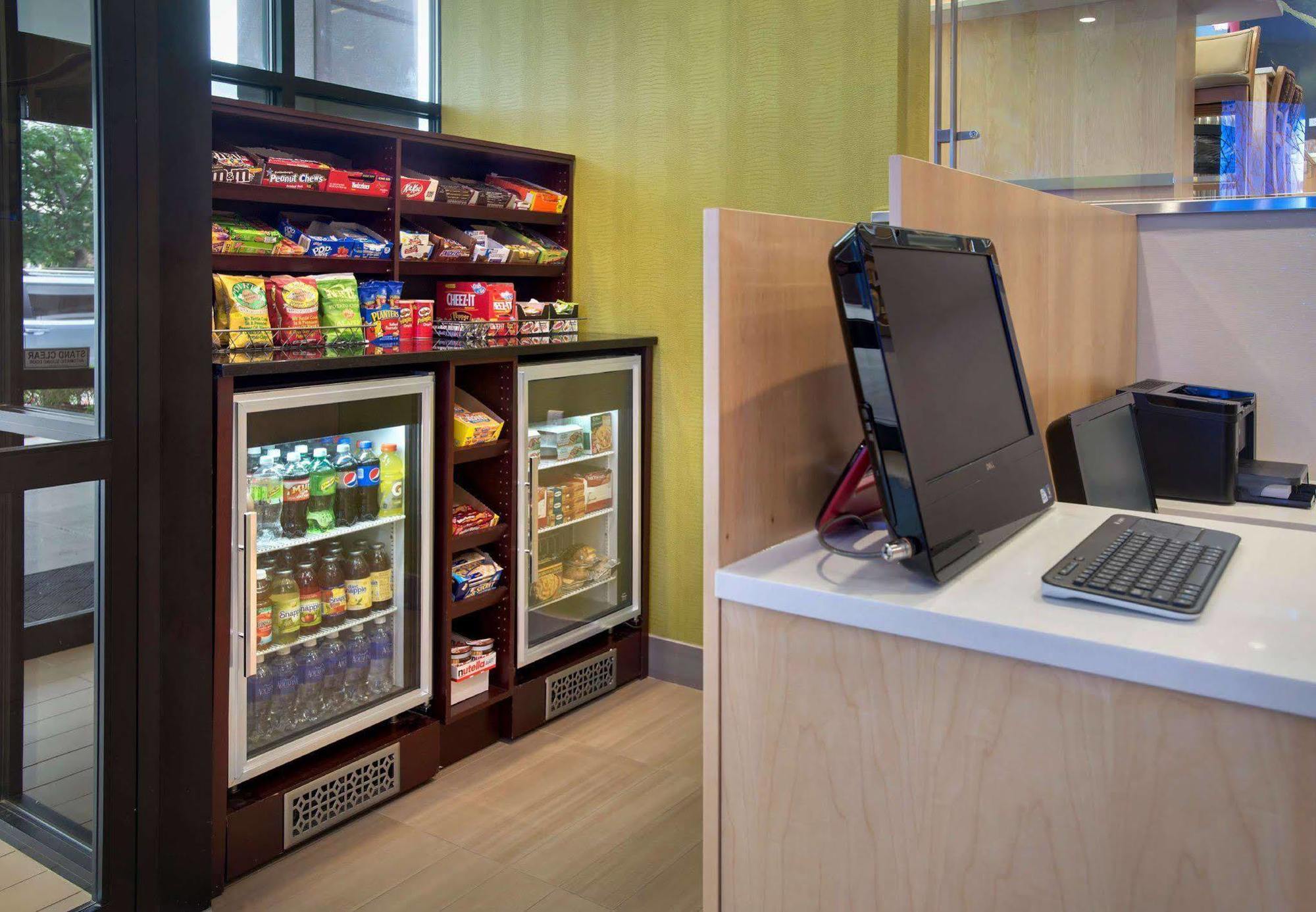 Fairfield By Marriott Laguardia Airport/astoria 3*