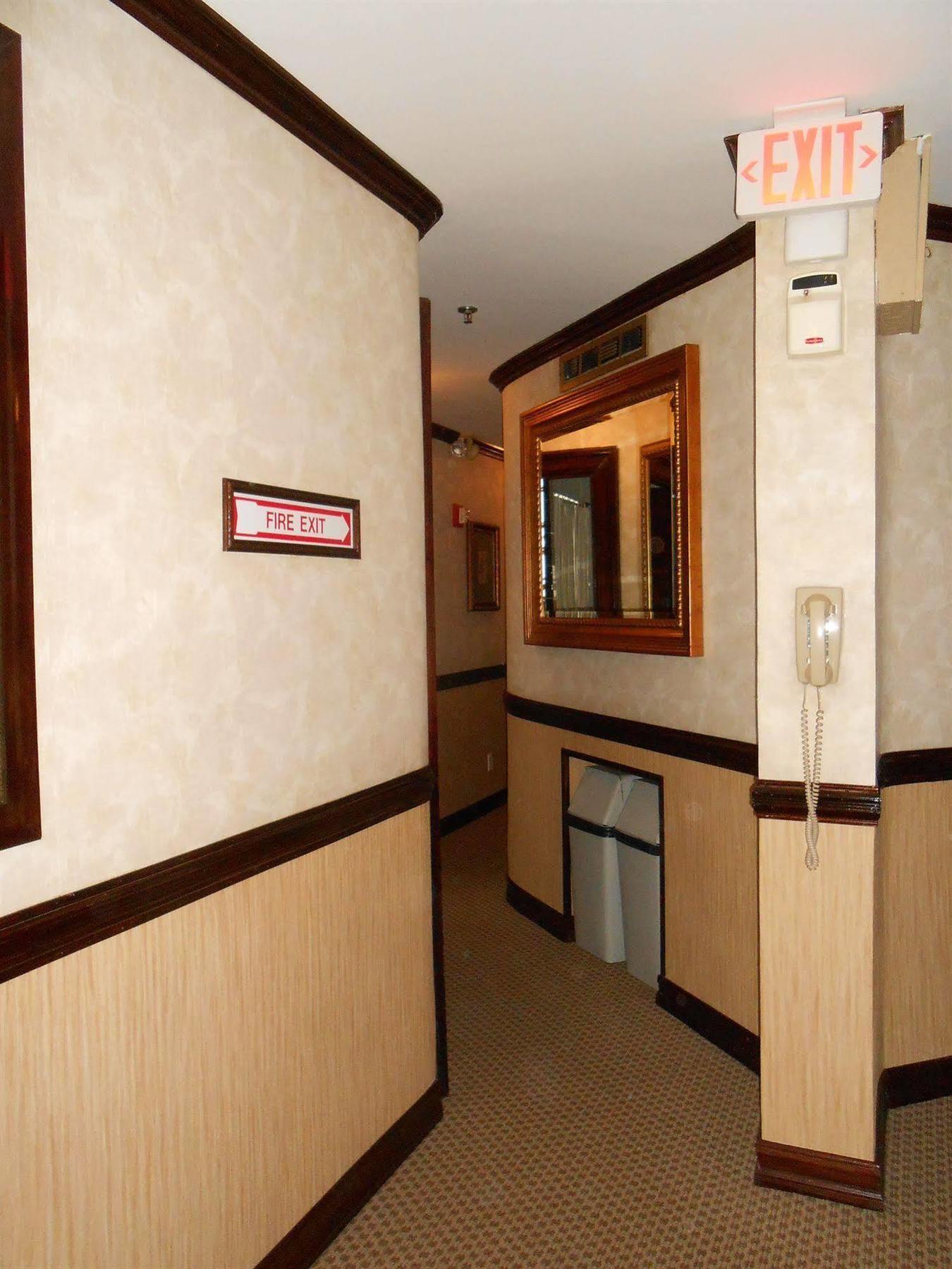 31 Extended Hotel