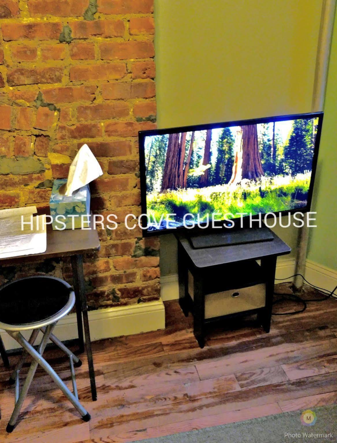 Guest house Hipsters Cove 3*