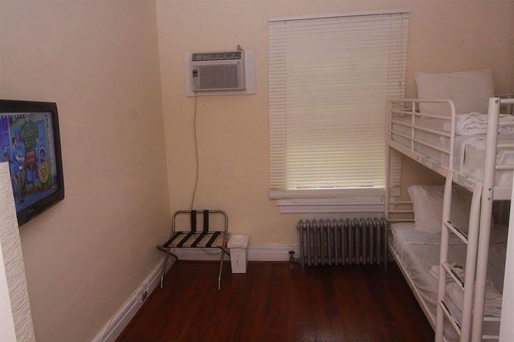Room945 Hotel 2*
