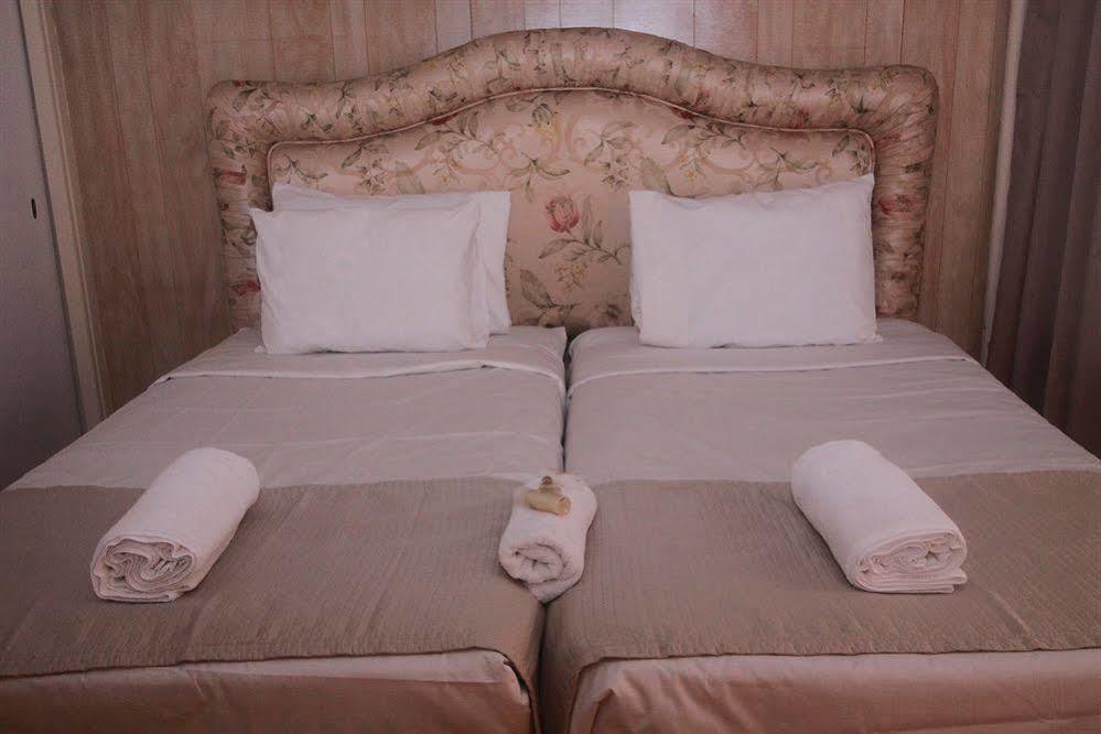 Room945 Hotel 2*