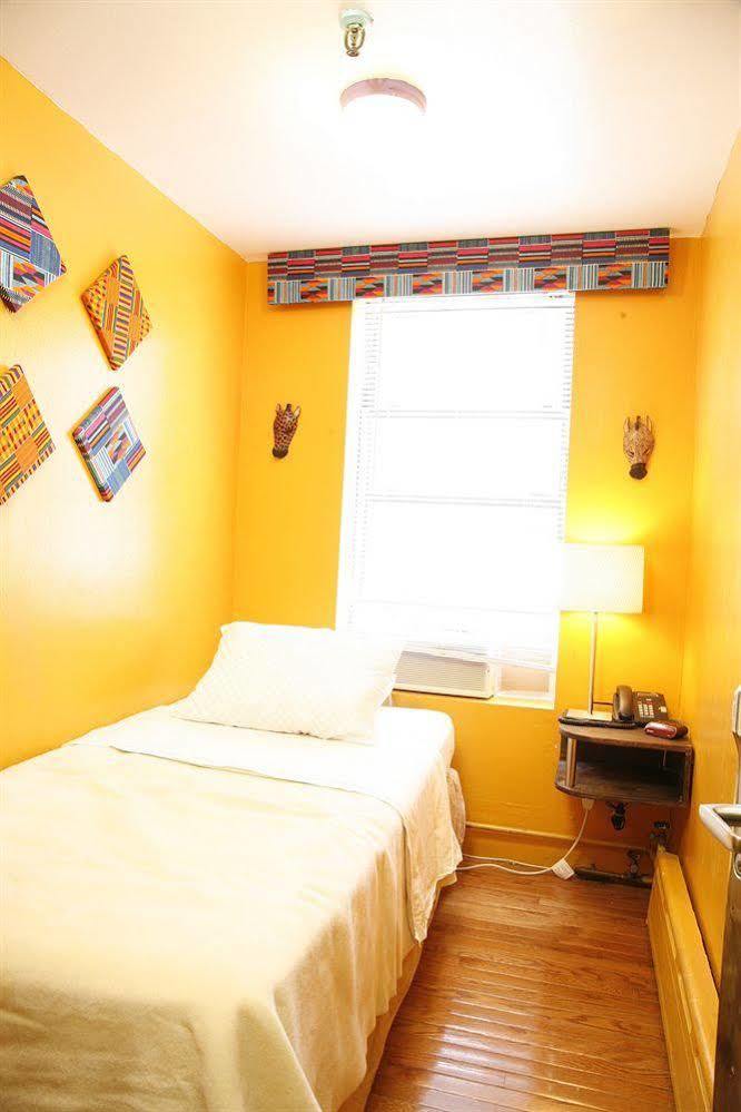 Chelsea Star Hotel 2*
