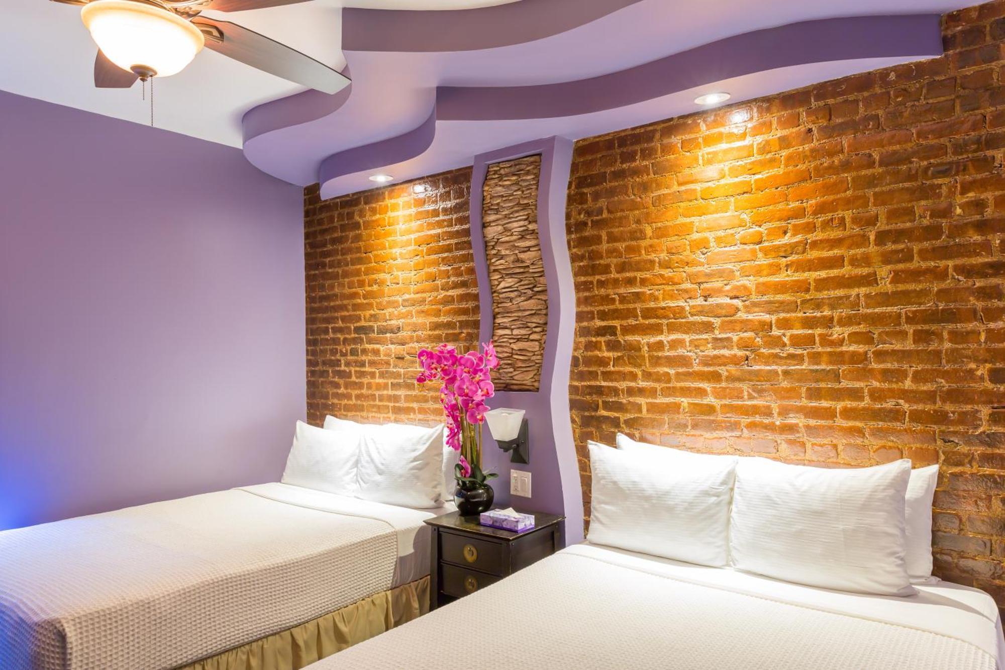 Hostel Broadway Hotel&hostel *