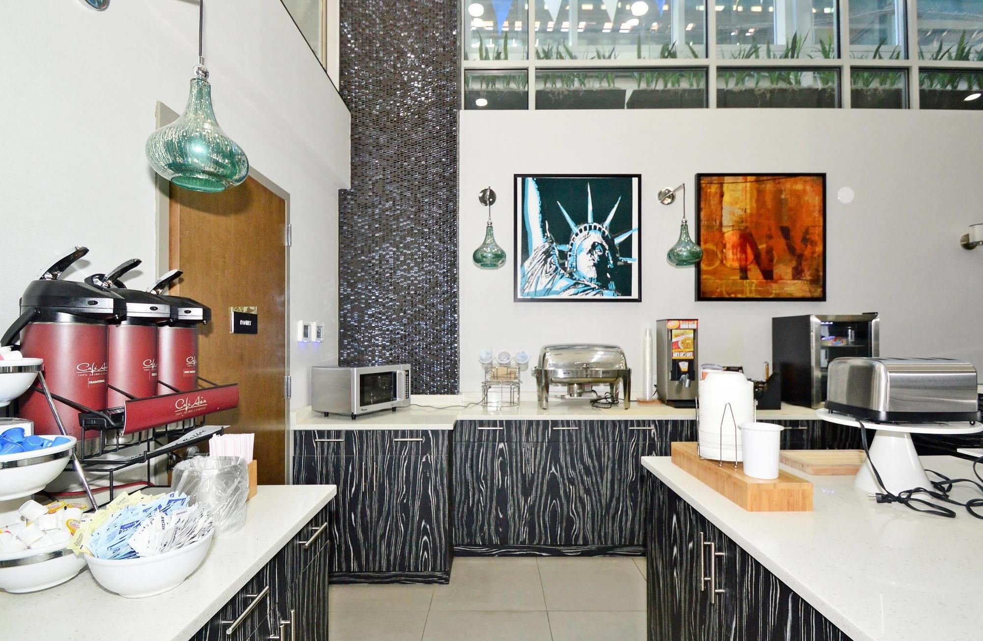 Best Western Plus Laguardia Airport 3* Nova York