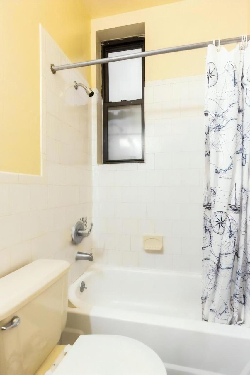 Apartment 2 Bdr In The Center Of Times Square 42nd St *
