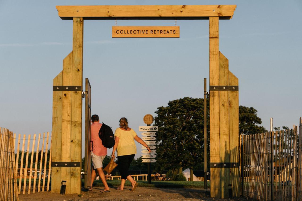 Acampamento Collective Governors Island 5*