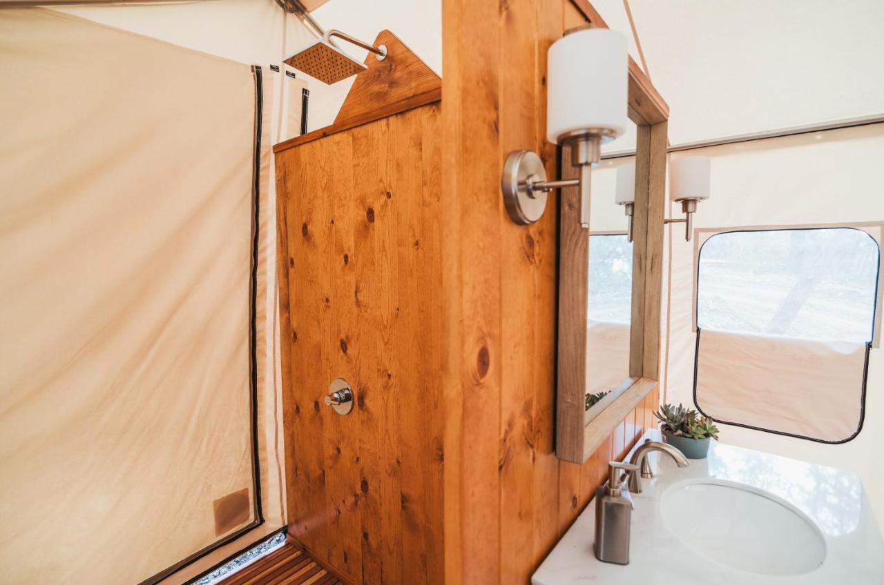 Acampamento Collective Governors Island 5*