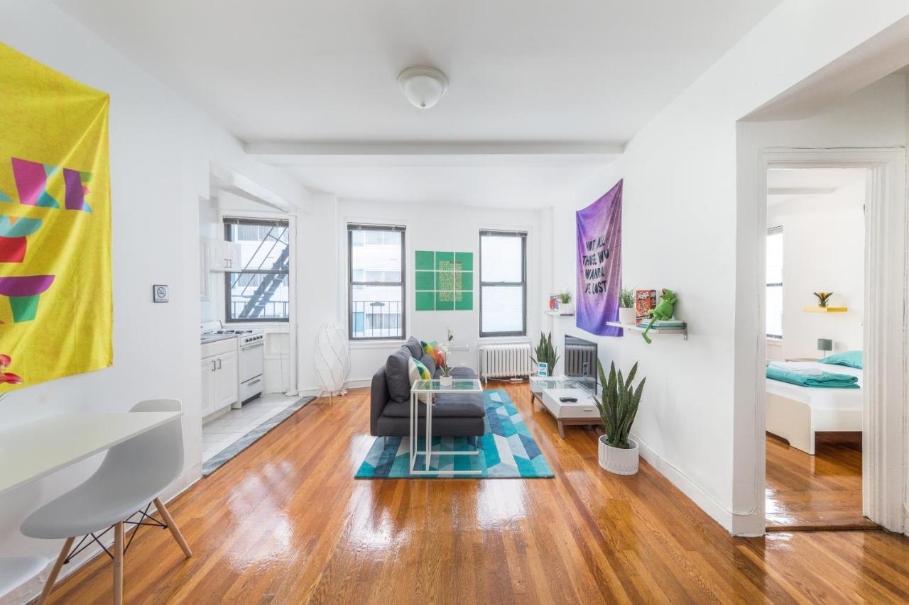 Guest house Midtown New York
