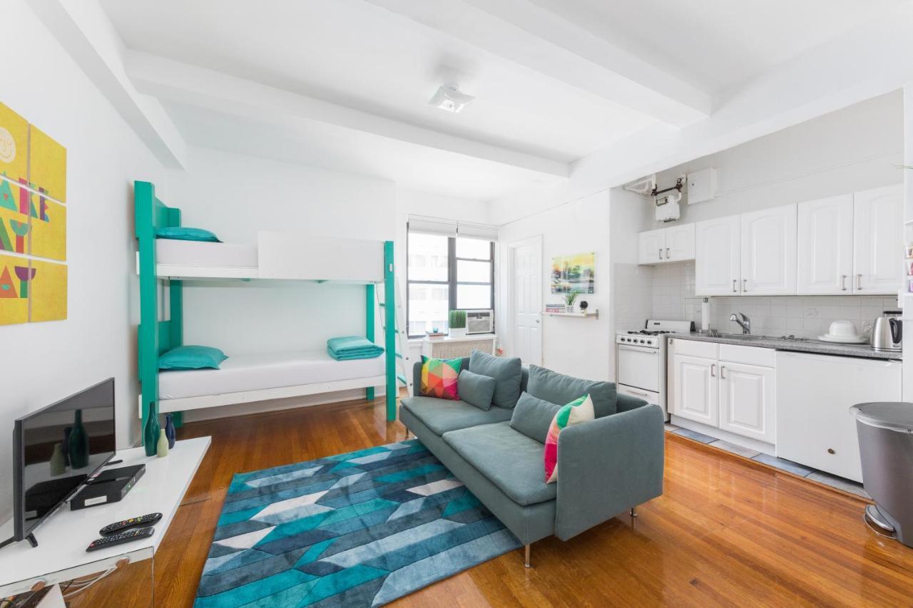 Midtown Guest house 3*