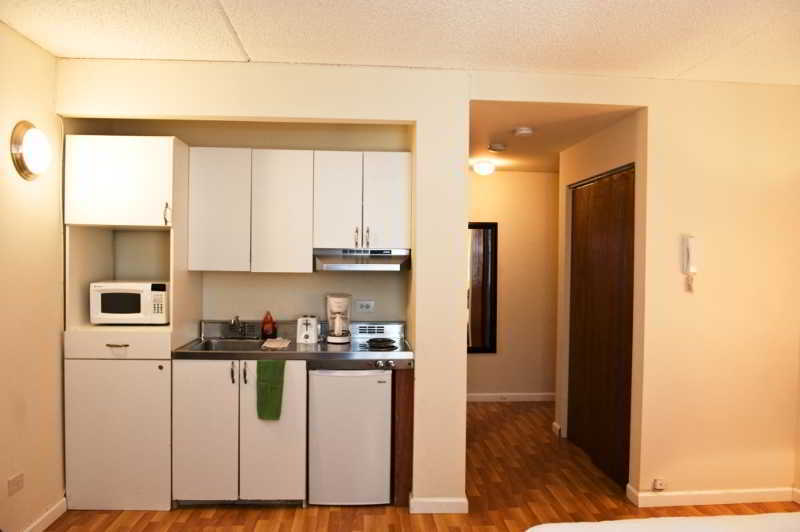 Hotel Metro 3*