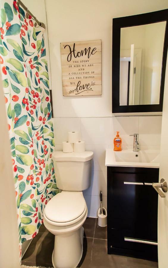 Van Buren Street Apartment *