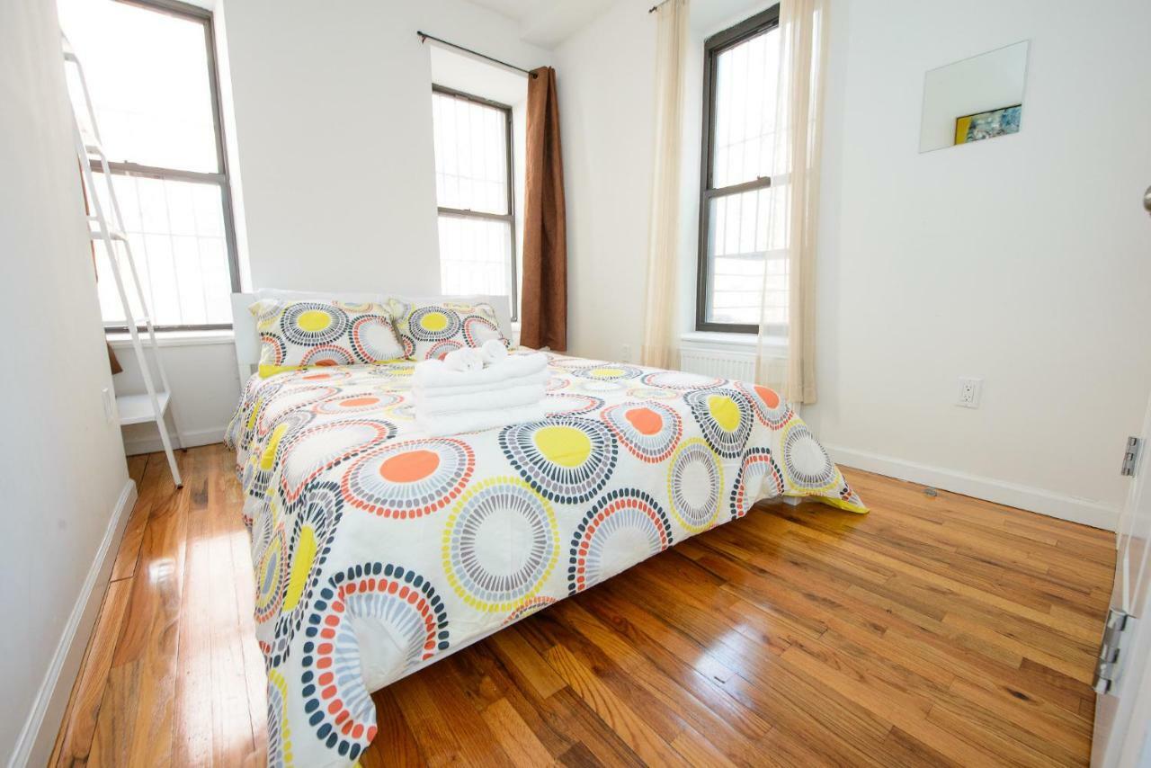 Pitt Street Apartment