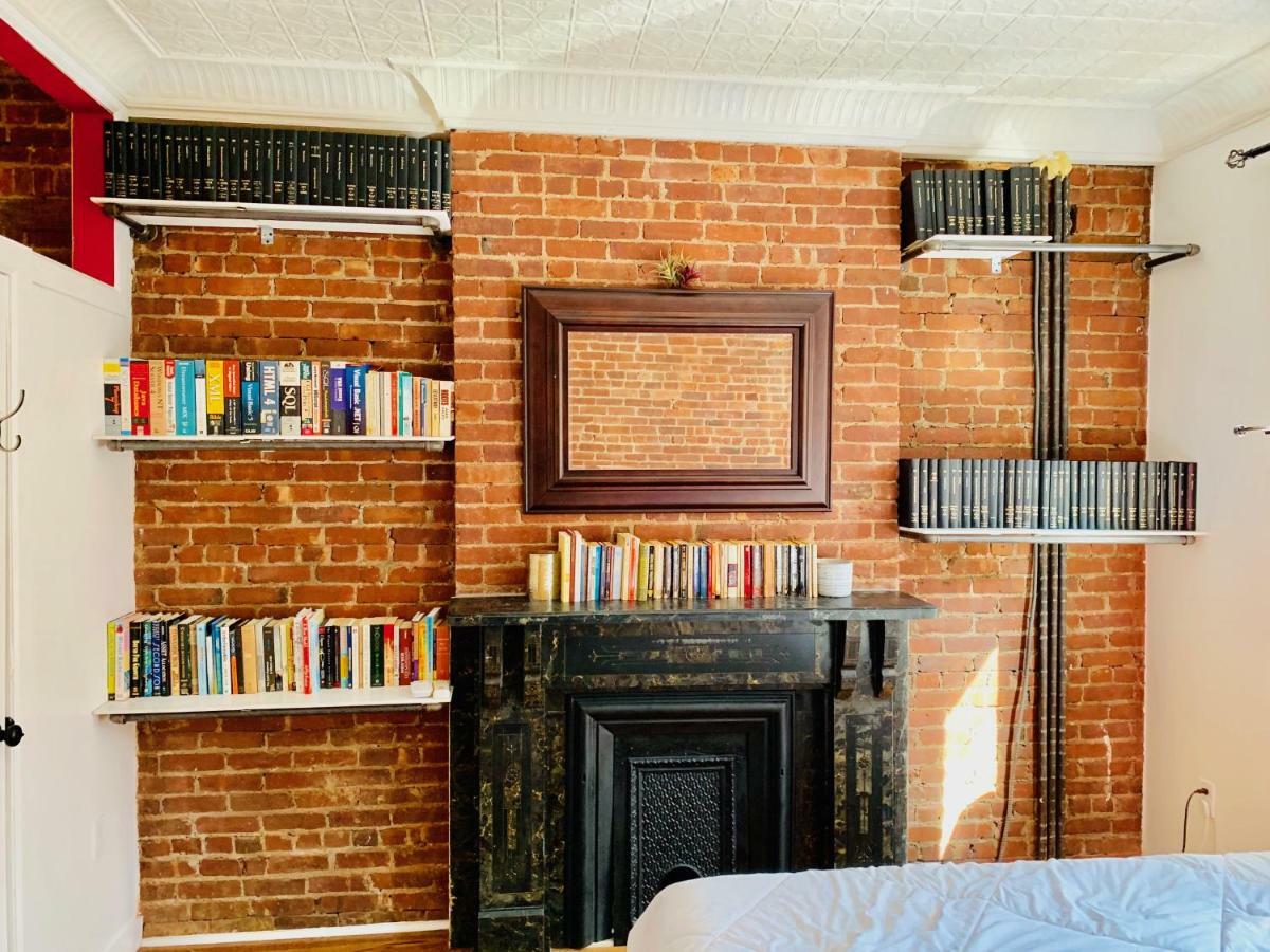 Apartment Posh Cobble Hill Apartment, 5 Minutes To Manhattan
