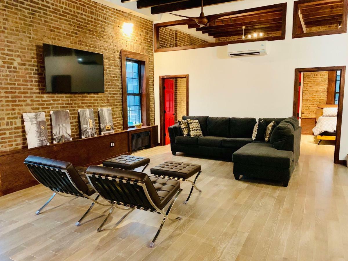 Lavish Totally Renovated Loft Apartment! Apartment New York