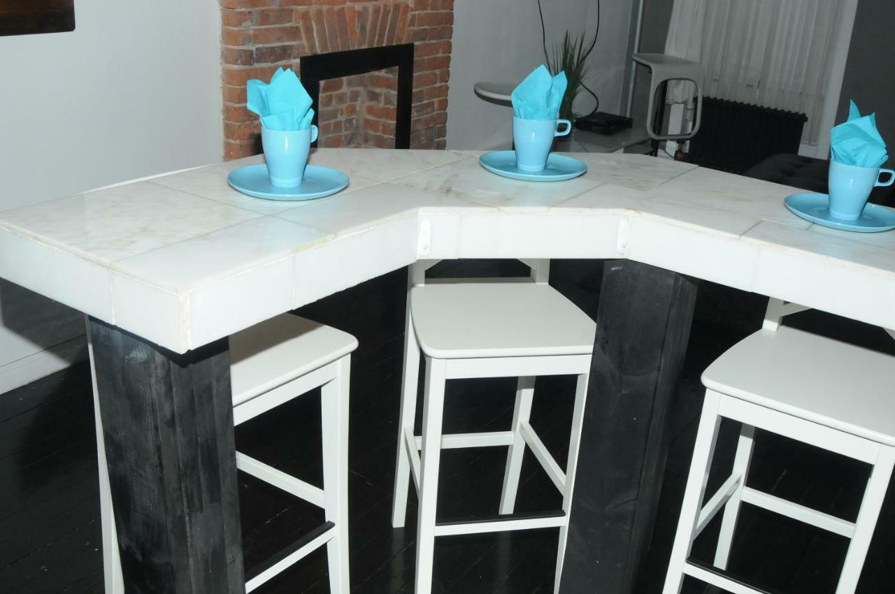 Apartment Plush Spacious 1 Bedroom Apt Williamsburg *