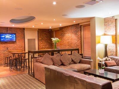Broadway Hotel&hostel *