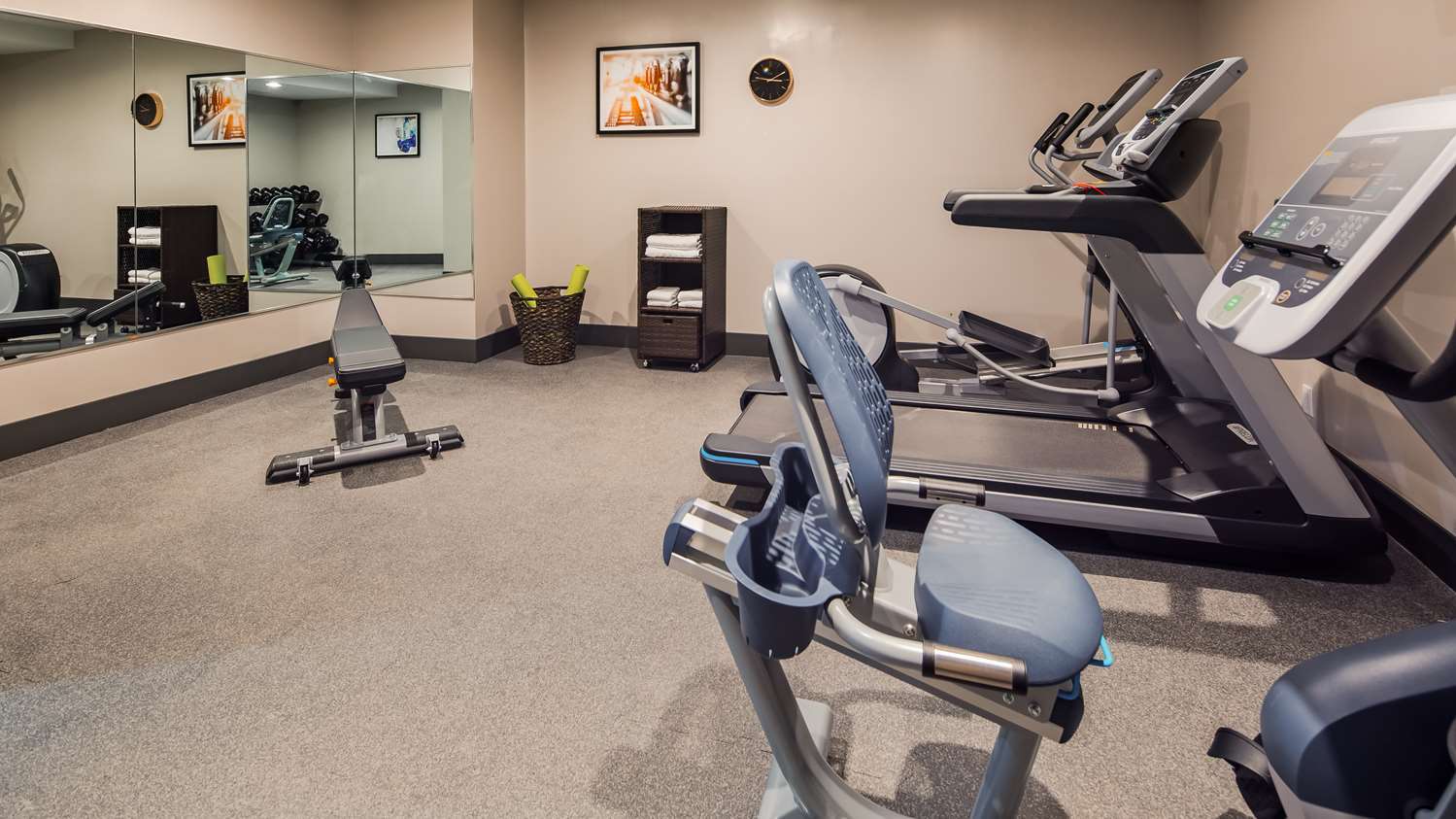 Western Far Rockaway/jfk Airport Area 3* New York