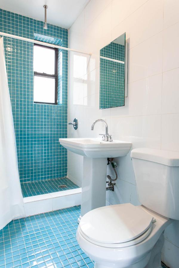 Private Bedroom In City Albergue Nova York