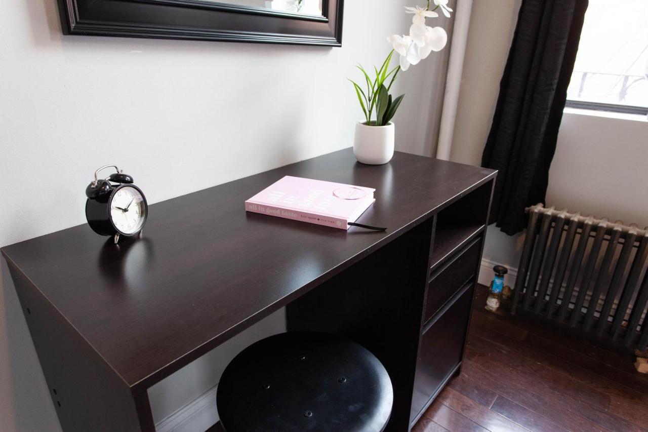Private Bedroom In City Albergue Nova York