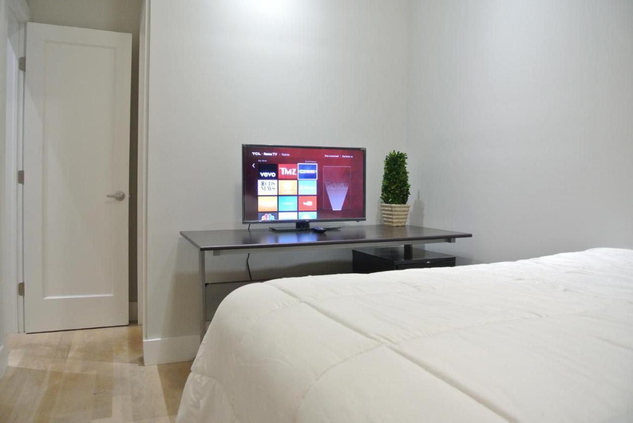 Heart Of South Harlem 3bdr Steps Central Park Subway Apartment *