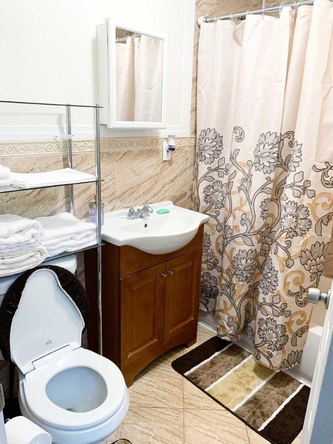 Rochester's Place Homestay New York
