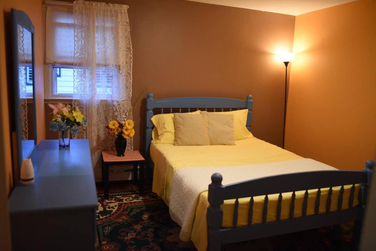 Beautiful Near Jfk And Close To Laguardia Airports Privatunterkunft *