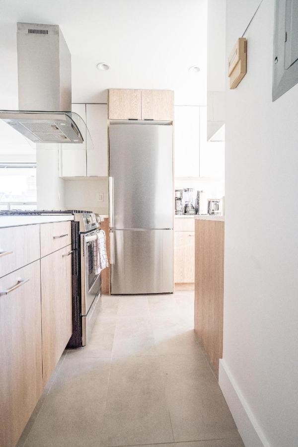 Apartment Queens Blvd New York