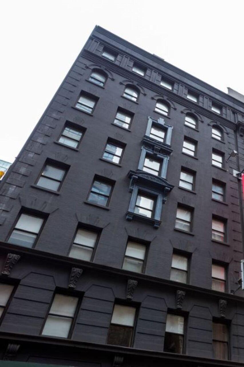Oyo Times Square Hotel 4*