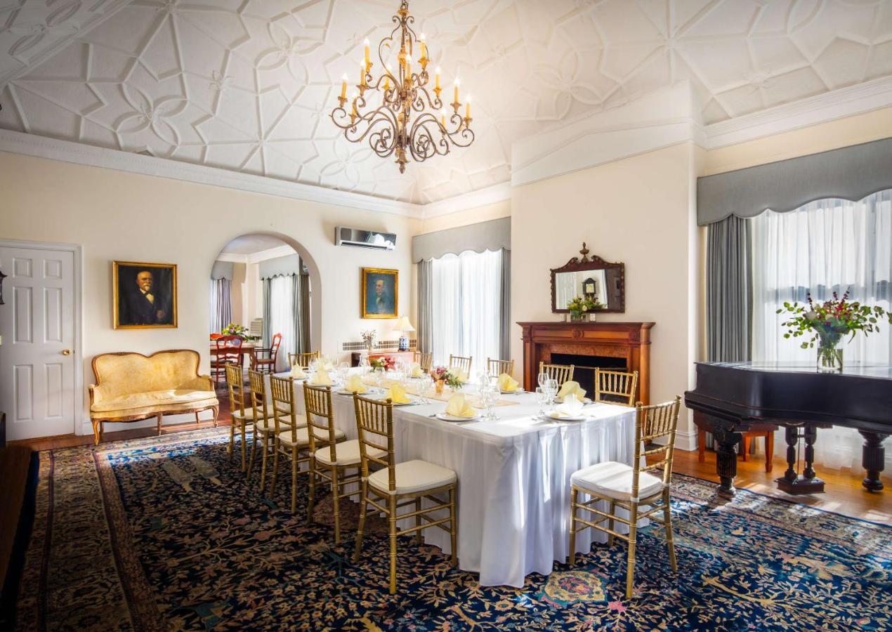 Hotel Roger Smith By Suiteness 3*