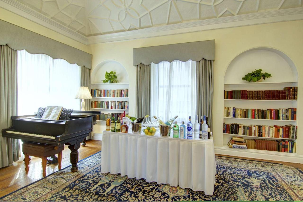 Hotel Roger Smith By Suiteness New York