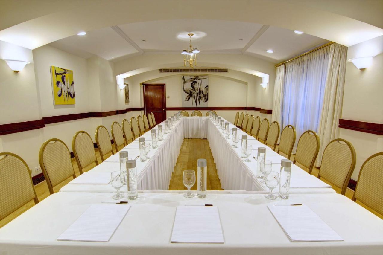 Roger Smith By Suiteness Hotel