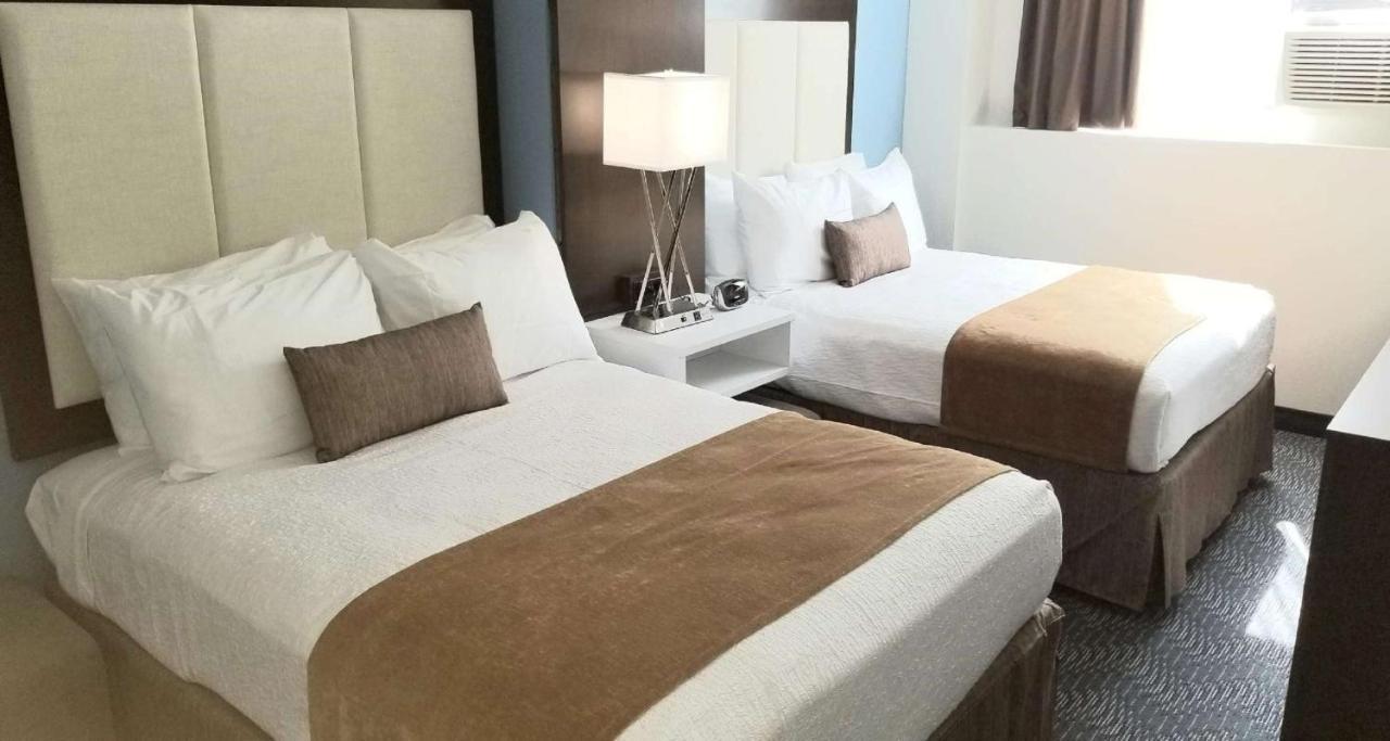 Western Far Rockaway/jfk Airport Area 3* New York
