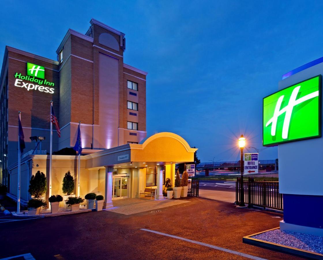 Express Laguardia Airport, An Ihg Hotel 3*