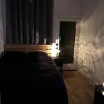 2 Bed Room Duplex With Private Yard