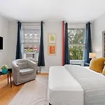 Convenient 2Br - Walking Distance To Times Square