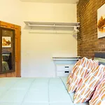 Spacious Apt Close To 9Th Avenue