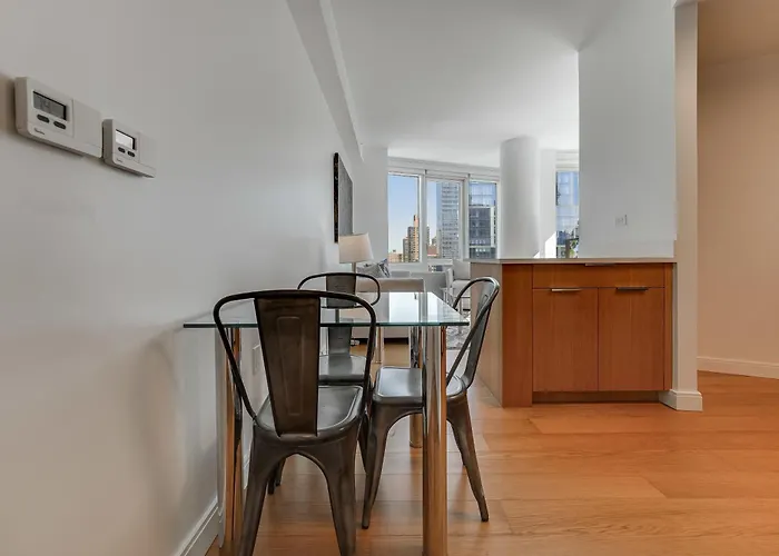 Global Luxury Suites At Via 57