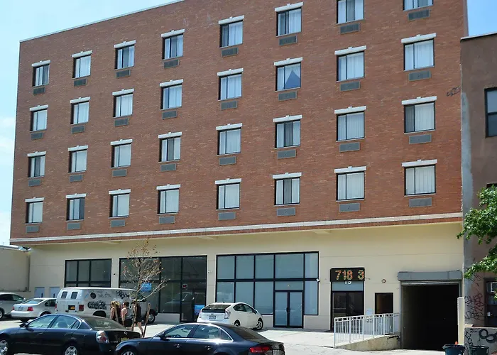 Bogart Hotel
