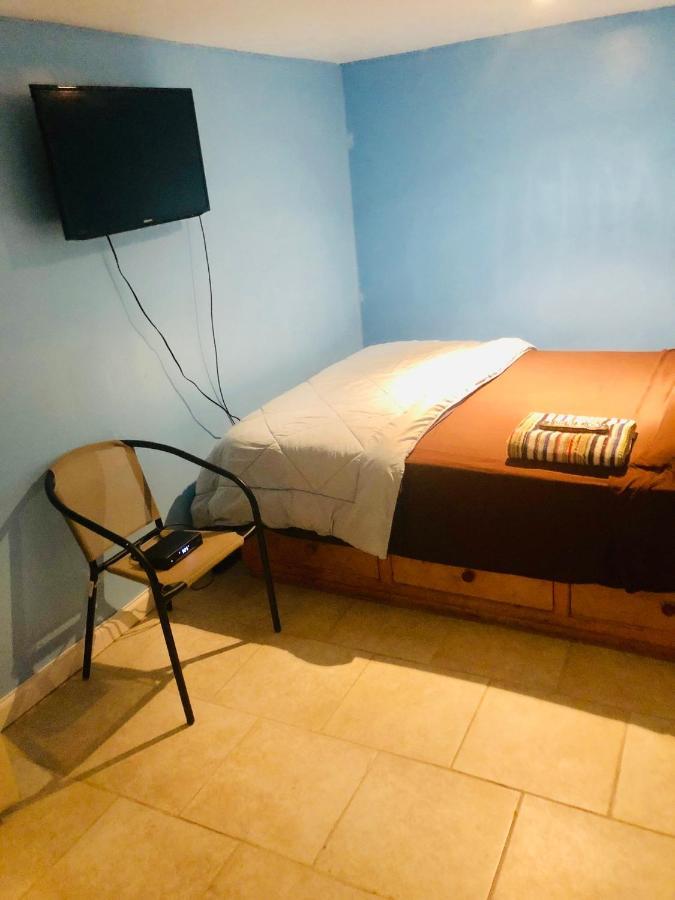 Brooklyn Blue House Homestay *