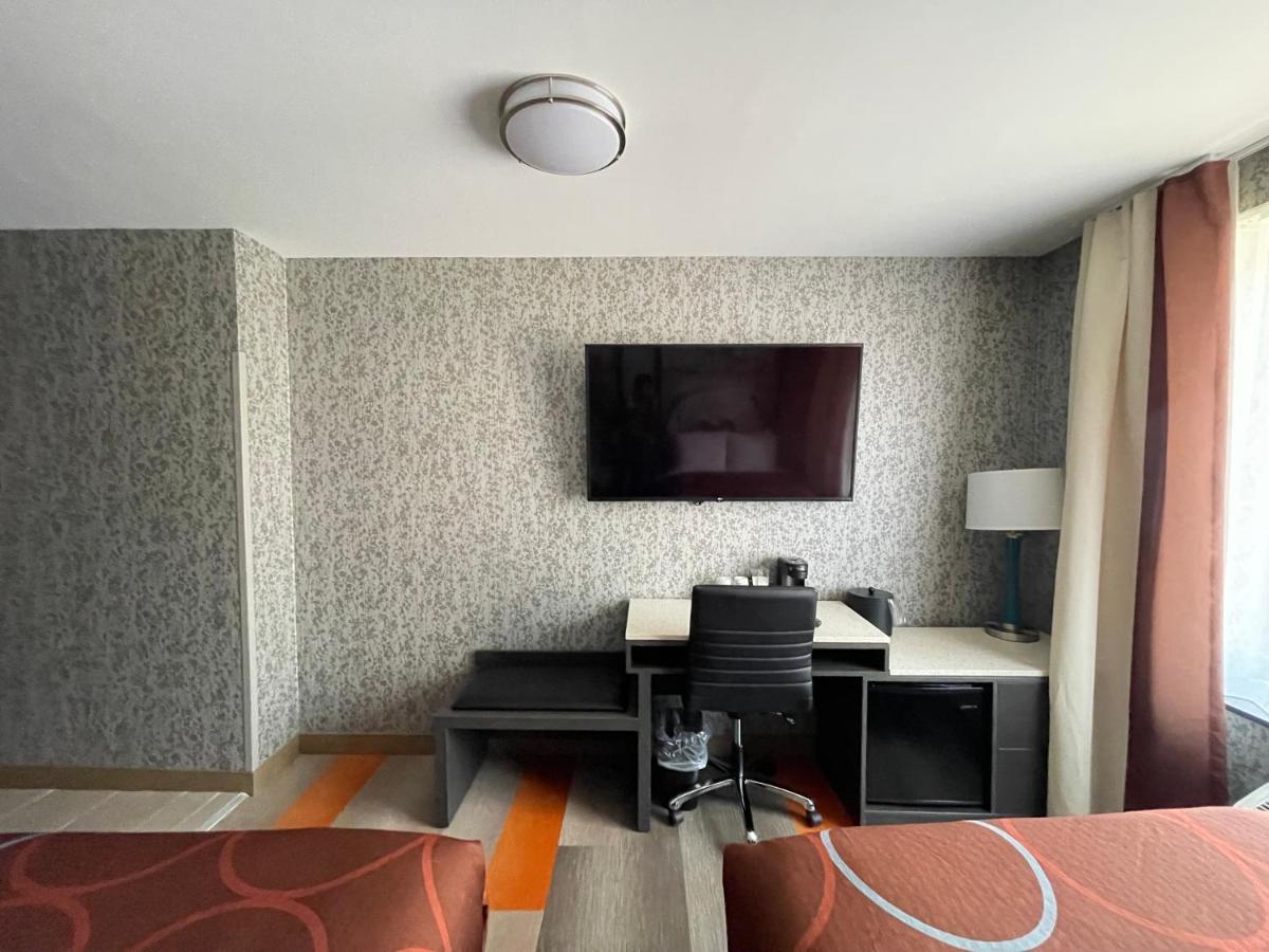 Super 8 By Wyndham Brooklyn Williamsburg Nova York