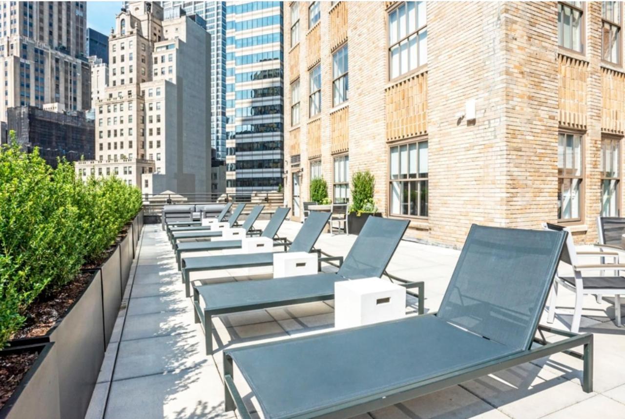 St 1br W Speakeasy Gym Rooftop Nyc-11 Apartamento *