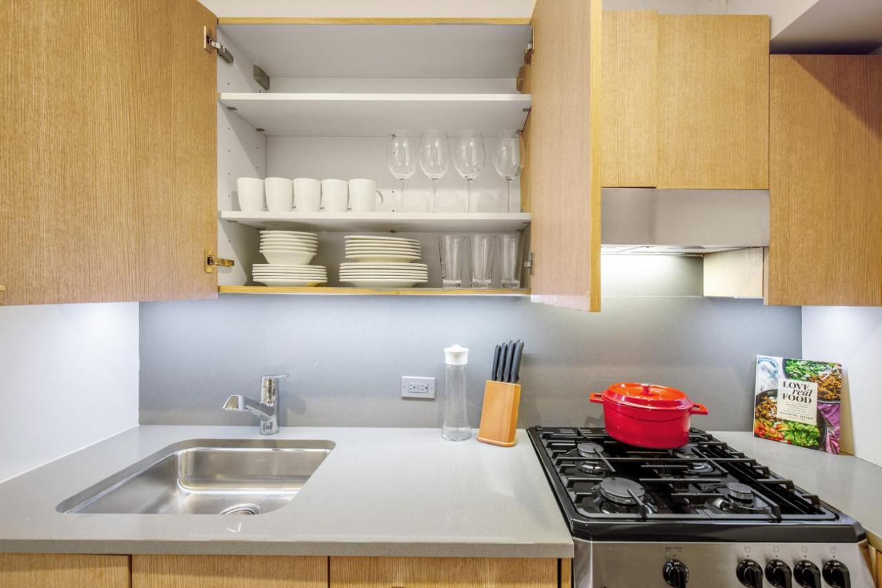 Chelsea 1br W Balcony Gym Doorman Nyc-162 * New York