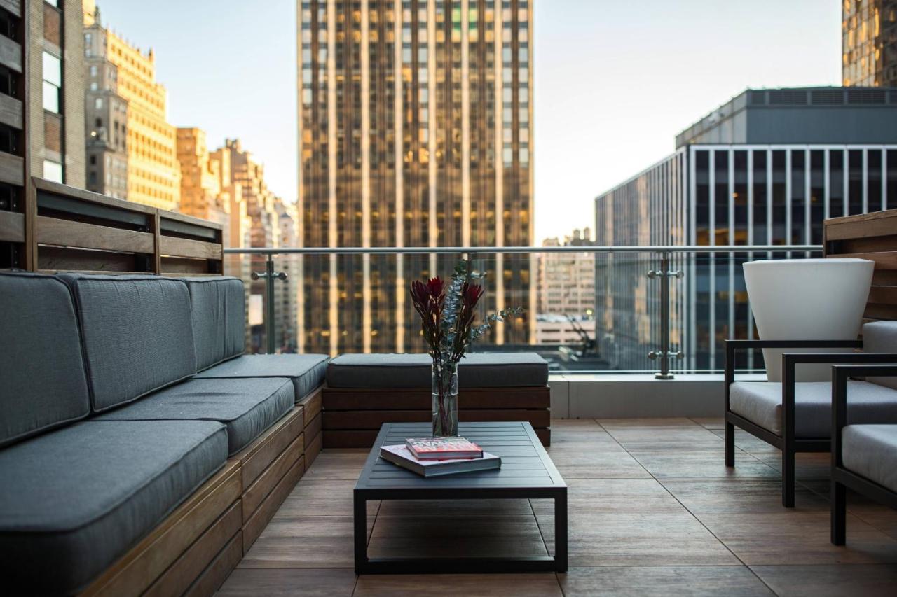 Renaissance Midtown Hotel