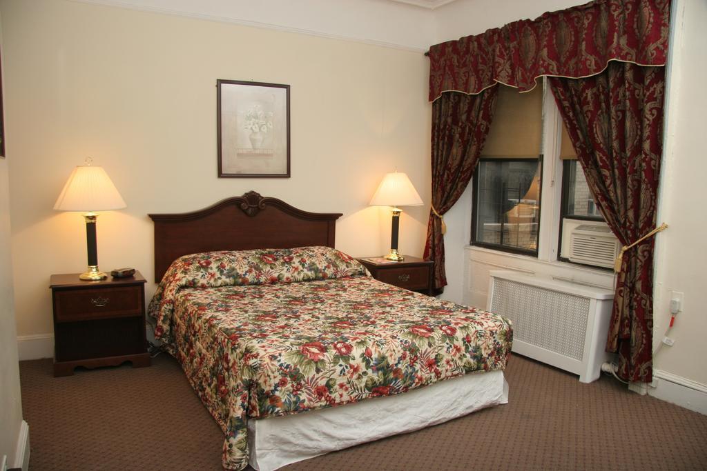 Hotel Imperial Court