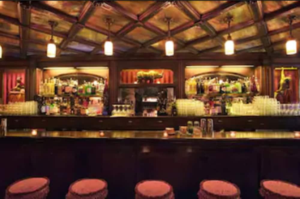 Hotel The Jane