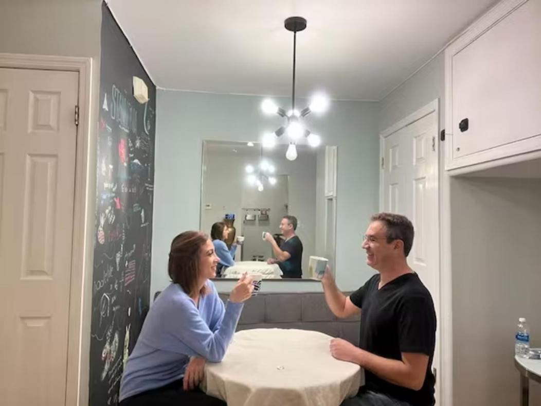 Central And Affordable Williamsburg Private Bedroom Close To Subway Hospedagem domiciliar Nova York