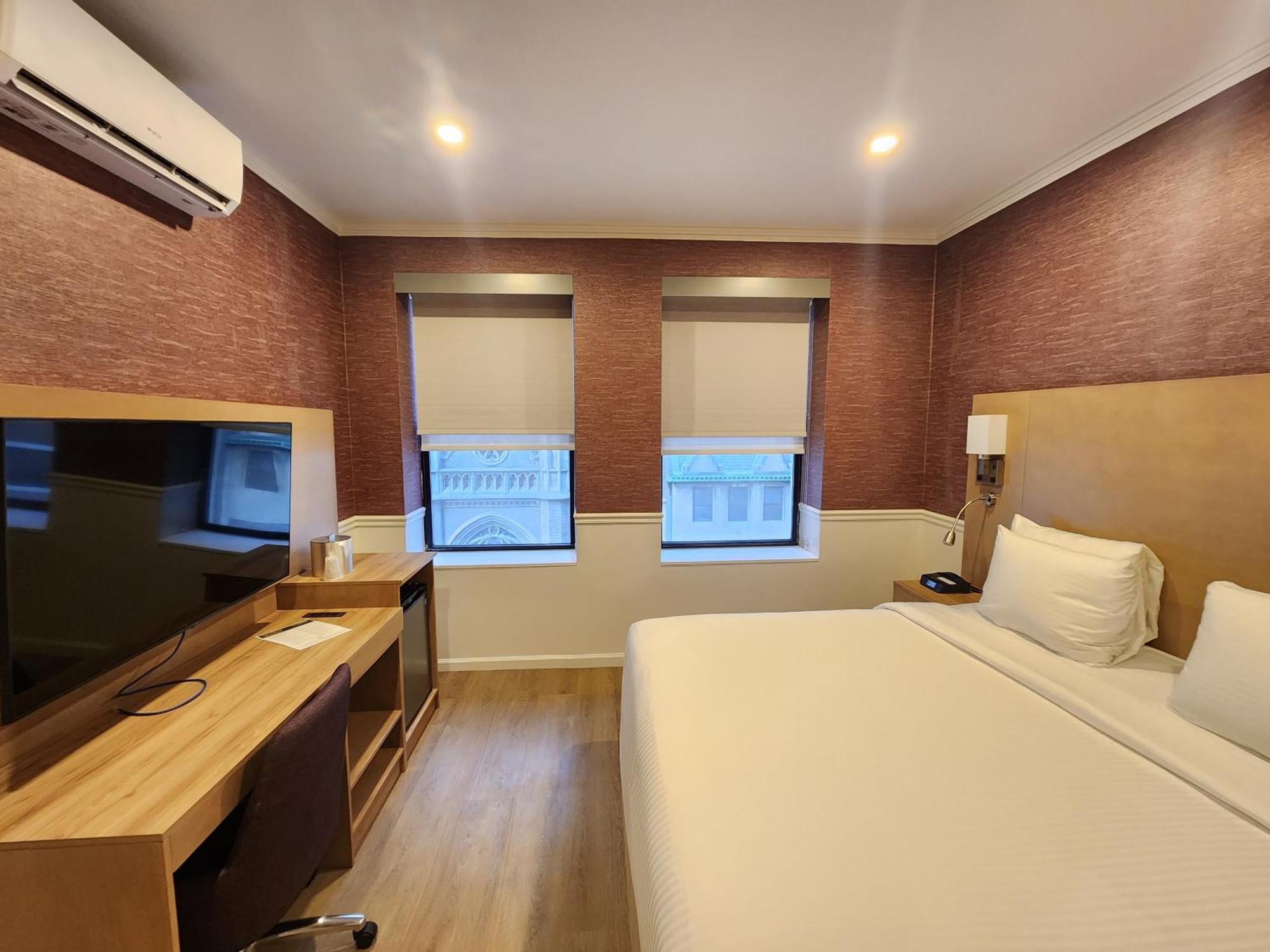 The Mayfair Times Square, Ascend Collection New York
